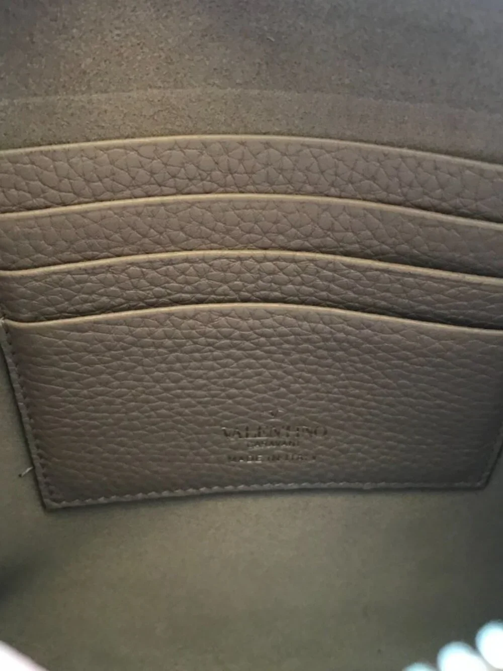 Valentino Garavani Rockstud Flat Pouch Bag Purse Clutch Womens Poudre Leather